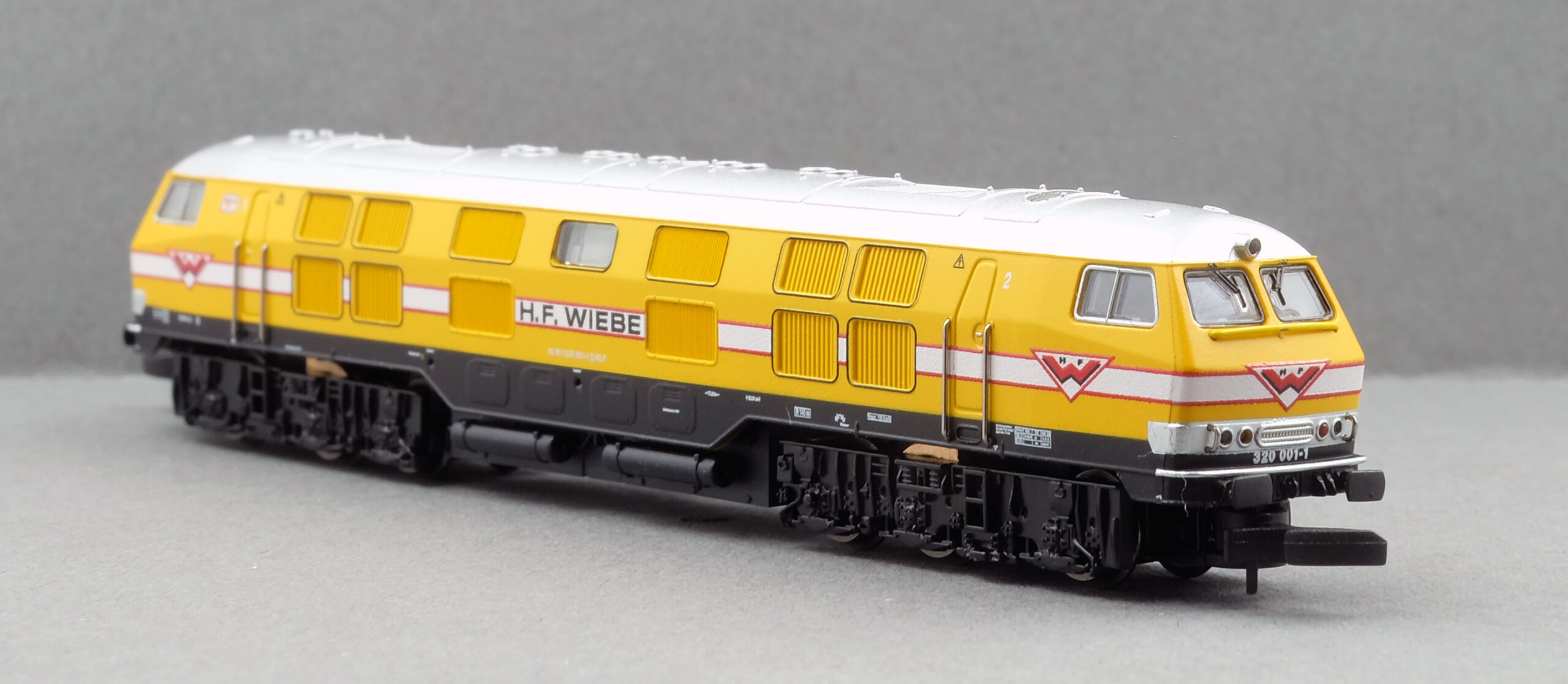 Marklin Z Diesel Locomotive: DB Class 232 + 320 | Z Trains Weekly