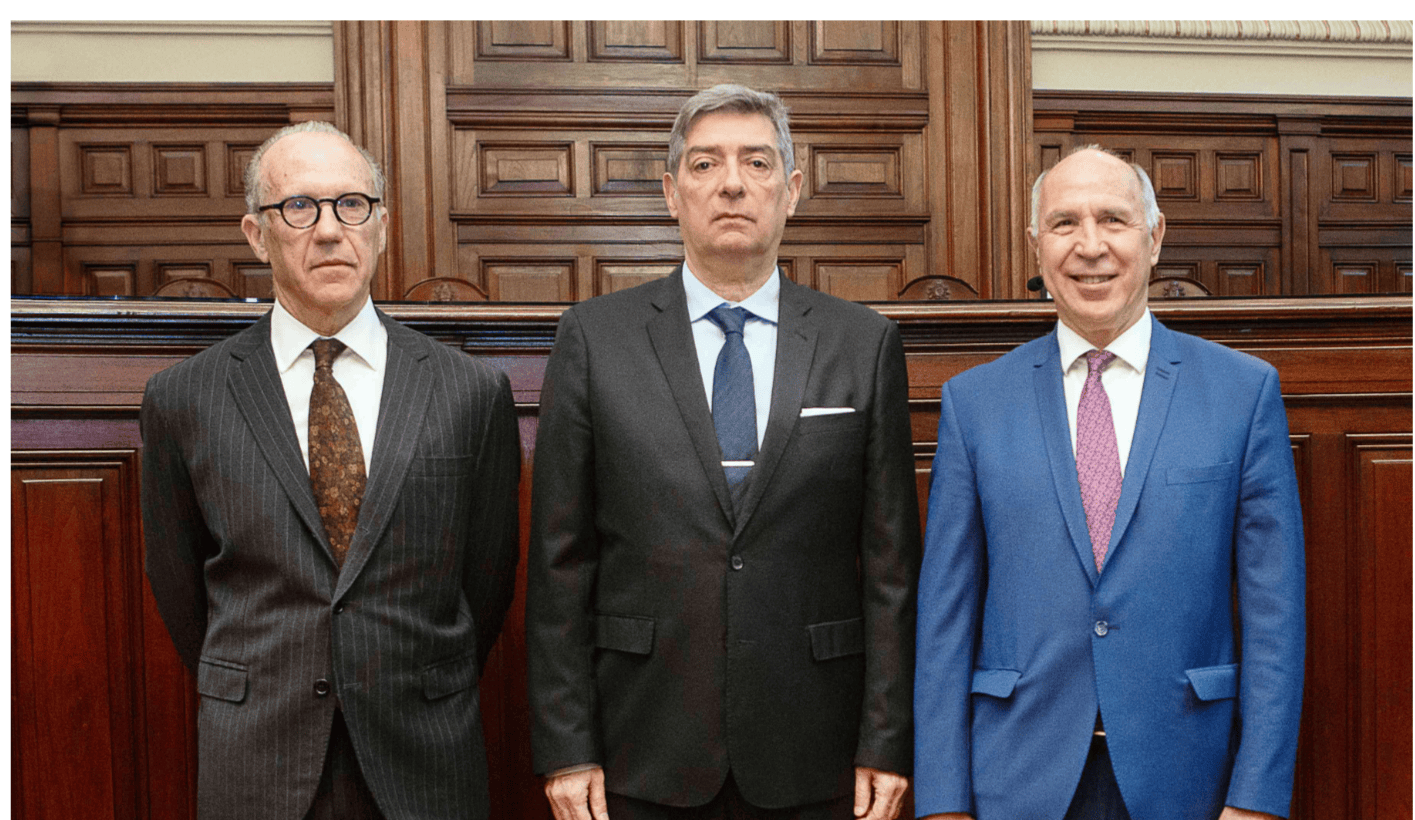 LA CORTE MOSTRÓ LOS DIENTES