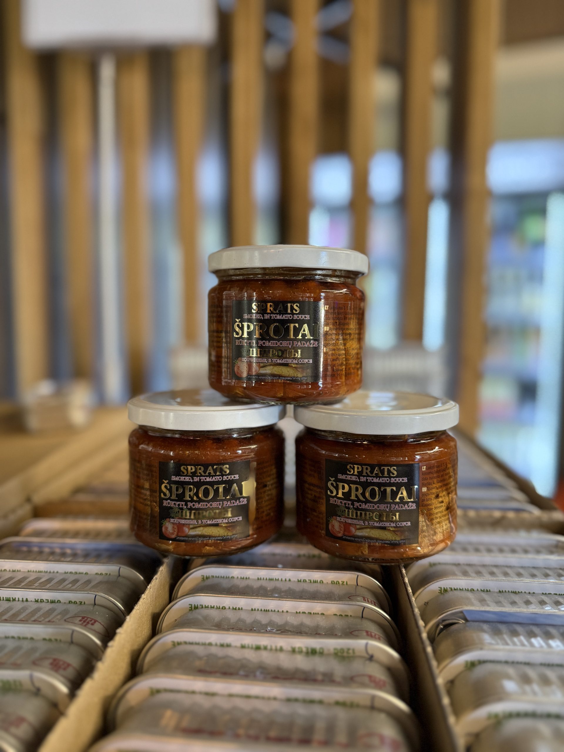 Šprotai, rūkyti, pomidorų padaže, 250 g, stiklas